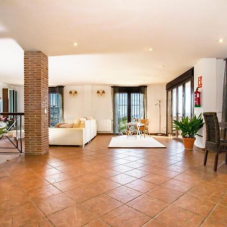 Holiday Home El Encinar Alcaucin Ngoại thất bức ảnh
