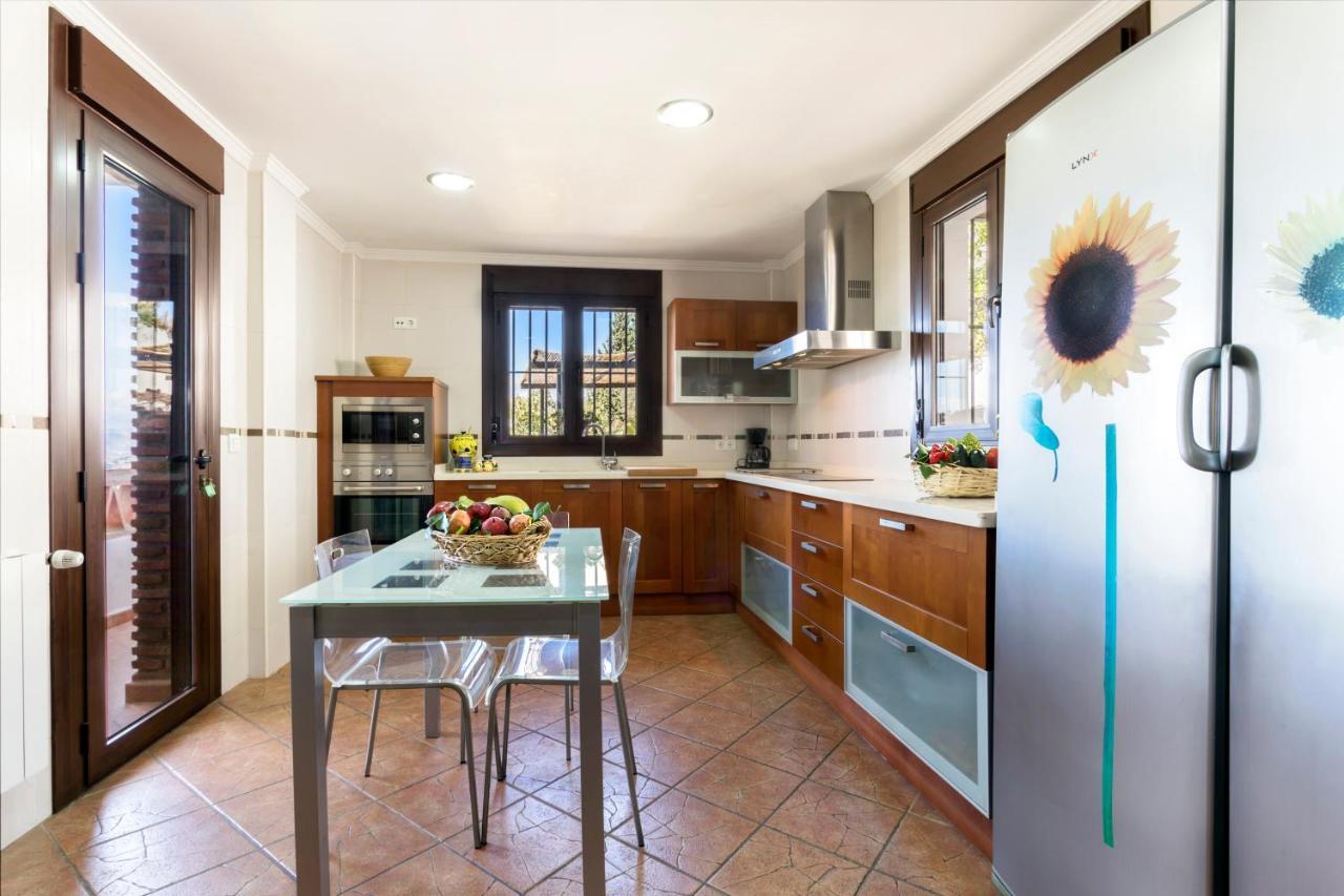 Holiday Home El Encinar Alcaucin Ngoại thất bức ảnh