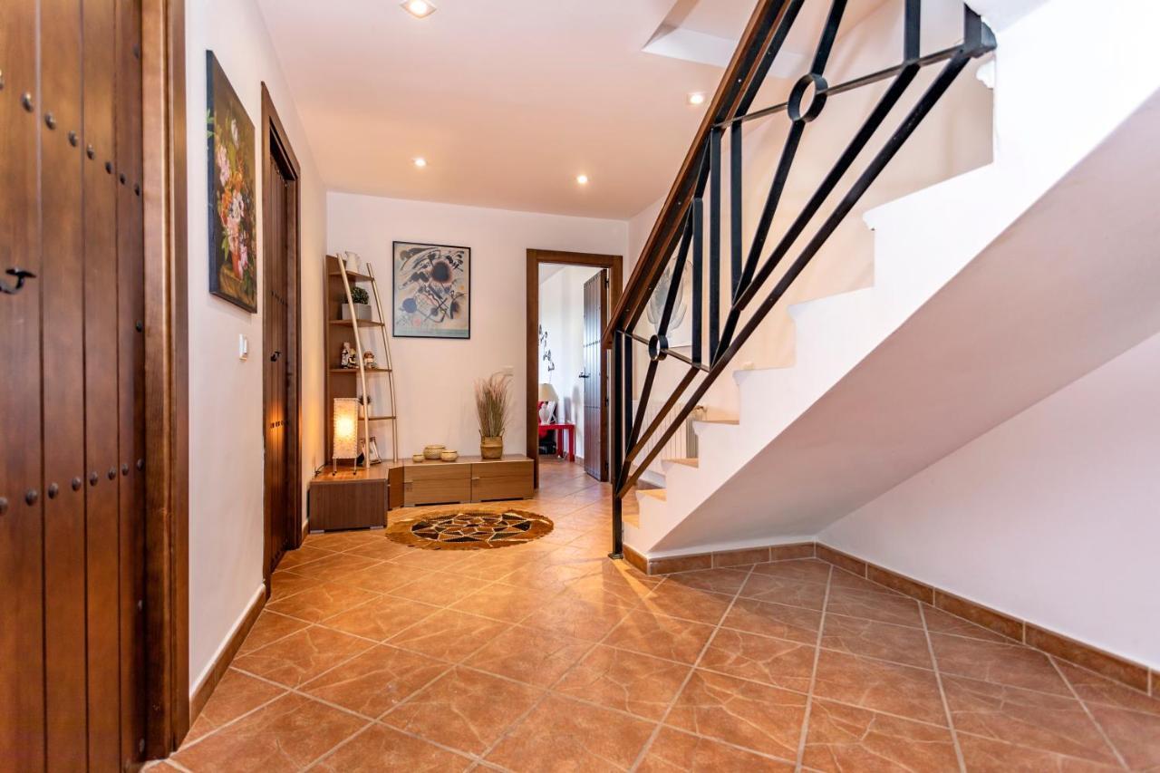 Holiday Home El Encinar Alcaucin Ngoại thất bức ảnh
